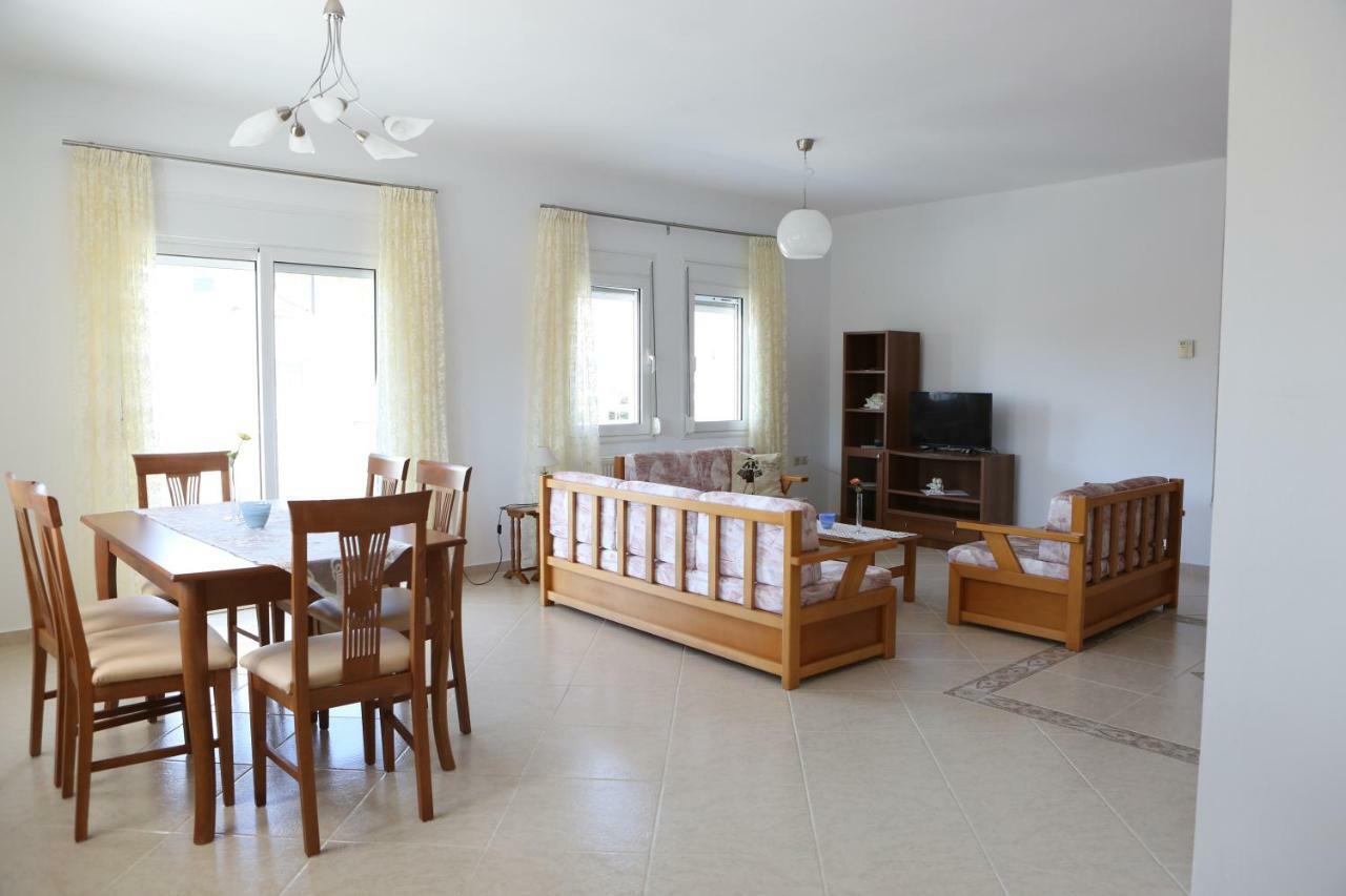 Despina Apartment Keramotí Kültér fotó