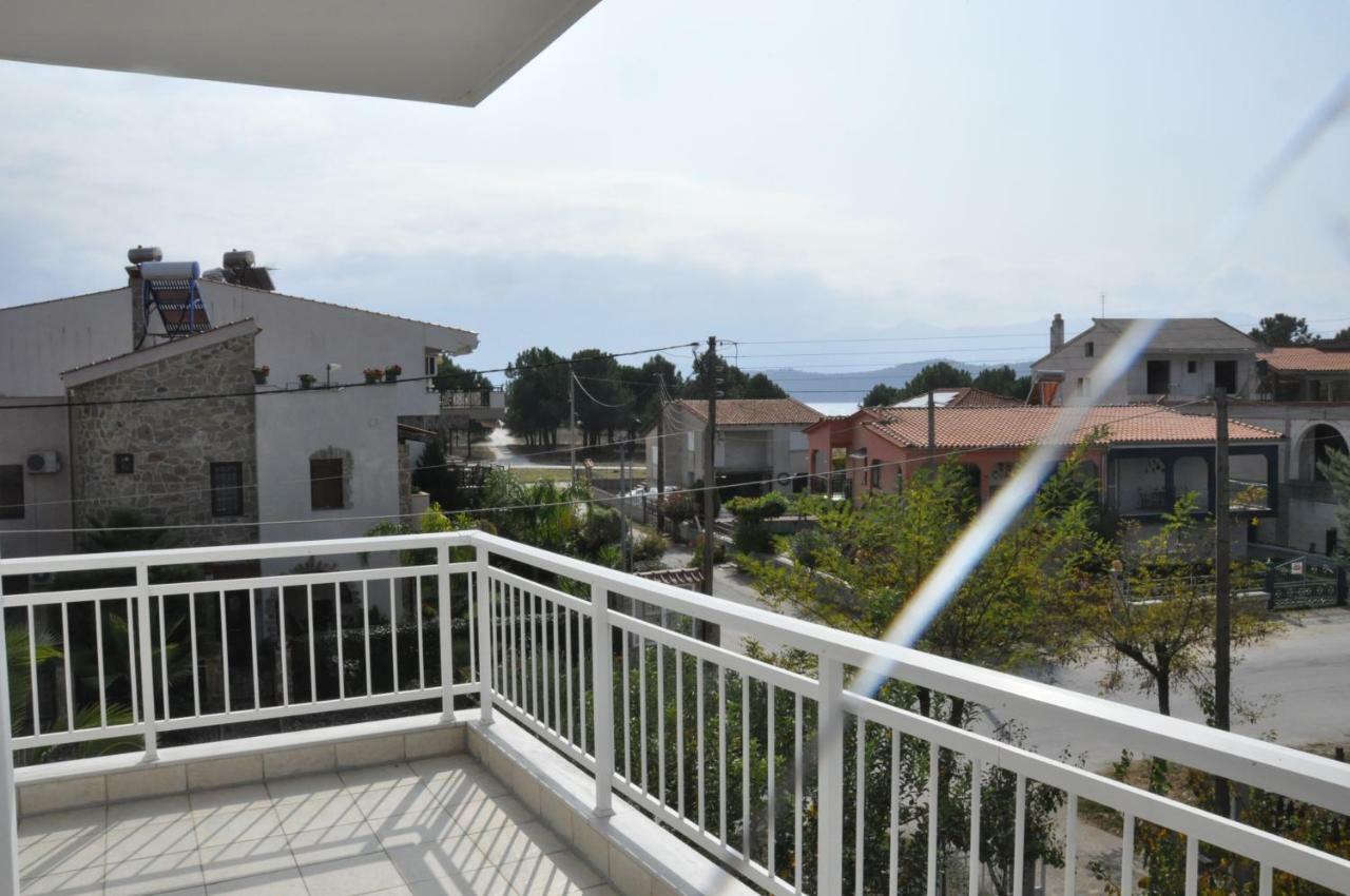 Despina Apartment Keramotí Kültér fotó