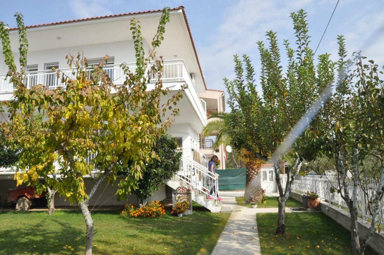 Despina Apartment Keramotí Kültér fotó